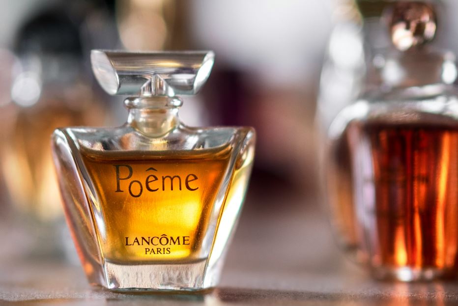 Difference Between Attar and Perfume